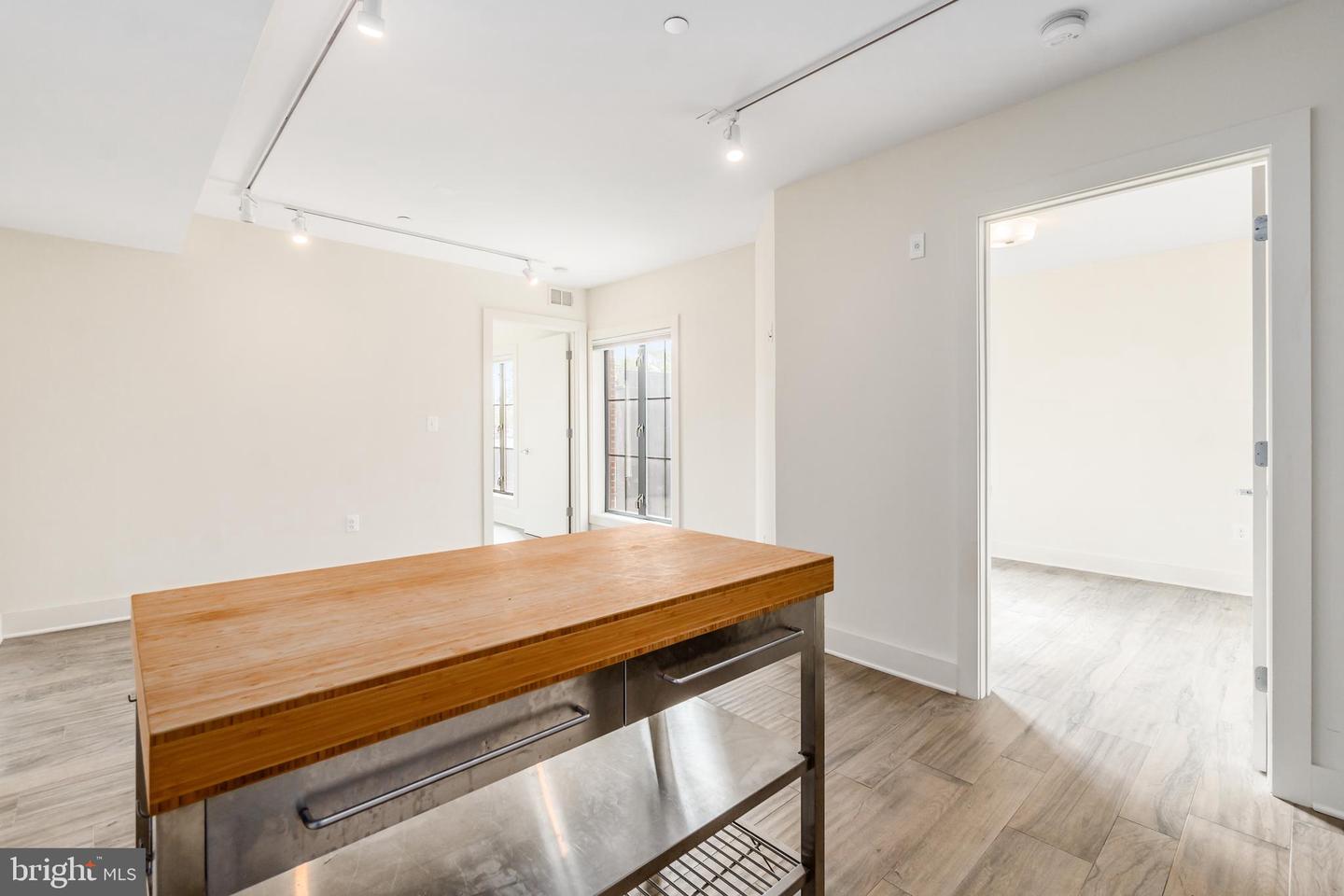 3205 GEORGIA AVE NW #307, WASHINGTON, District Of Columbia 20010, 2 Bedrooms Bedrooms, ,1 BathroomBathrooms,Residential,For sale,3205 GEORGIA AVE NW #307,DCDC2108030 MLS # DCDC2108030