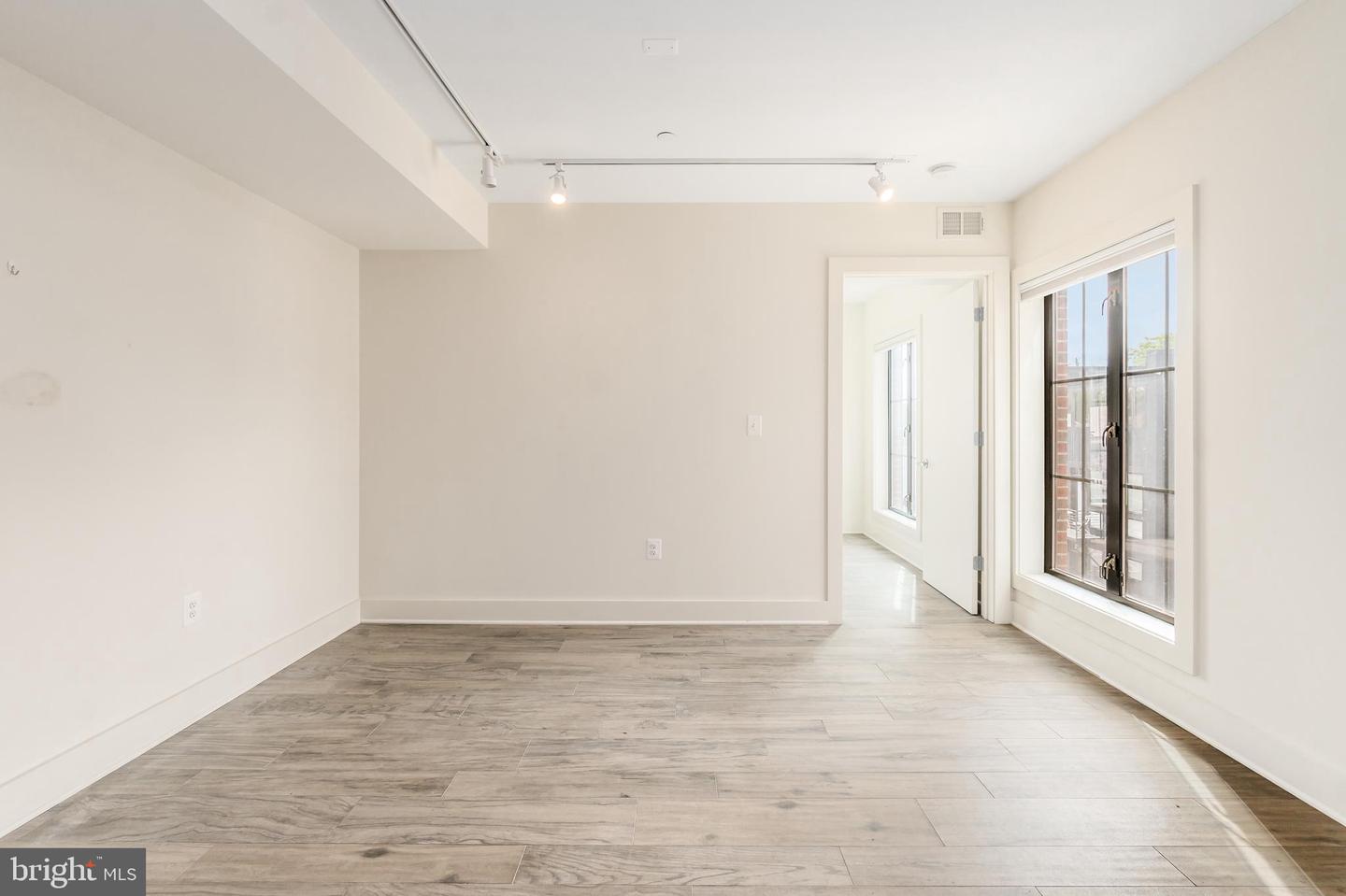 3205 GEORGIA AVE NW #307, WASHINGTON, District Of Columbia 20010, 2 Bedrooms Bedrooms, ,1 BathroomBathrooms,Residential,For sale,3205 GEORGIA AVE NW #307,DCDC2108030 MLS # DCDC2108030