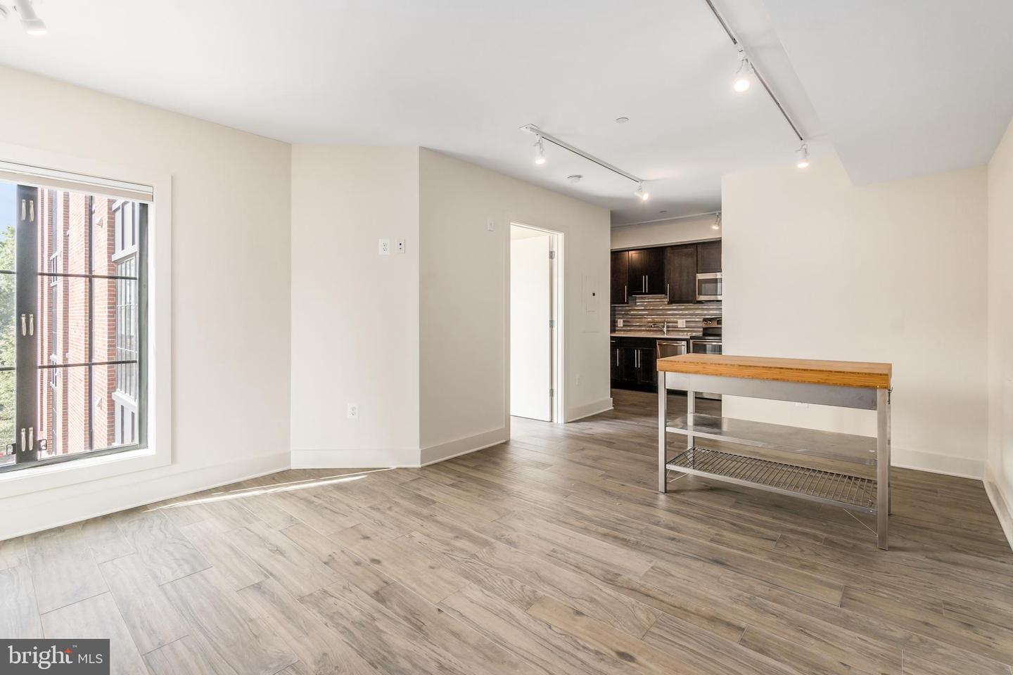 3205 GEORGIA AVE NW #307, WASHINGTON, District Of Columbia 20010, 2 Bedrooms Bedrooms, ,1 BathroomBathrooms,Residential,For sale,3205 GEORGIA AVE NW #307,DCDC2108030 MLS # DCDC2108030