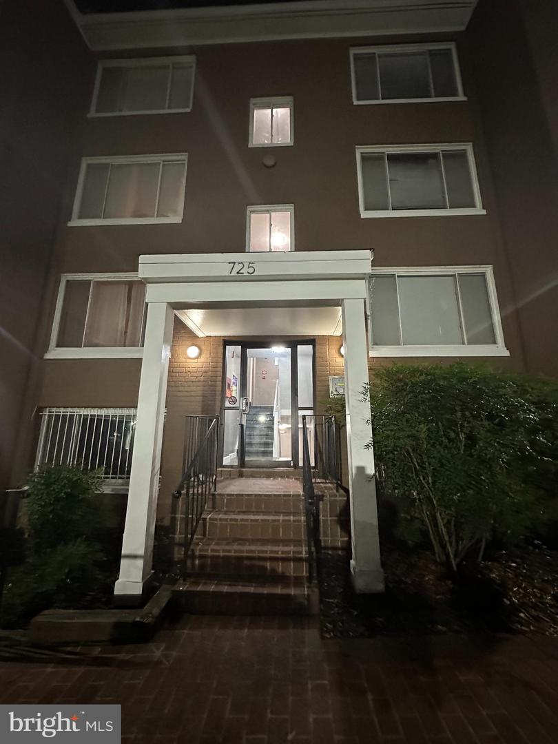 725 BRANDYWINE ST SE #101, WASHINGTON, District Of Columbia 20032, 2 Bedrooms Bedrooms, ,1 BathroomBathrooms,Residential,For sale,725 BRANDYWINE ST SE #101,DCDC2120702 MLS # DCDC2120702