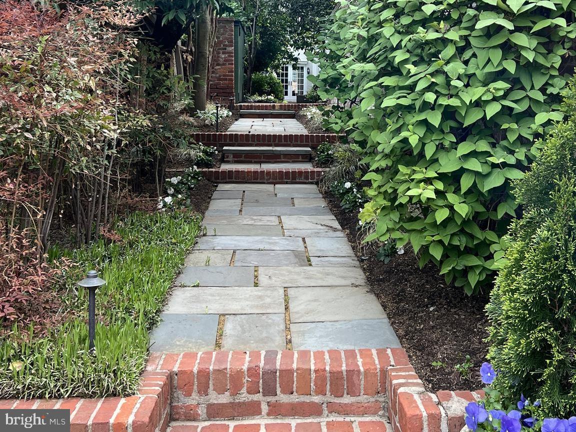 1314 28TH ST NW, WASHINGTON, District Of Columbia 20007, 7 Bedrooms Bedrooms, ,5 BathroomsBathrooms,Residential,For sale,1314 28TH ST NW,DCDC2139980 MLS # DCDC2139980