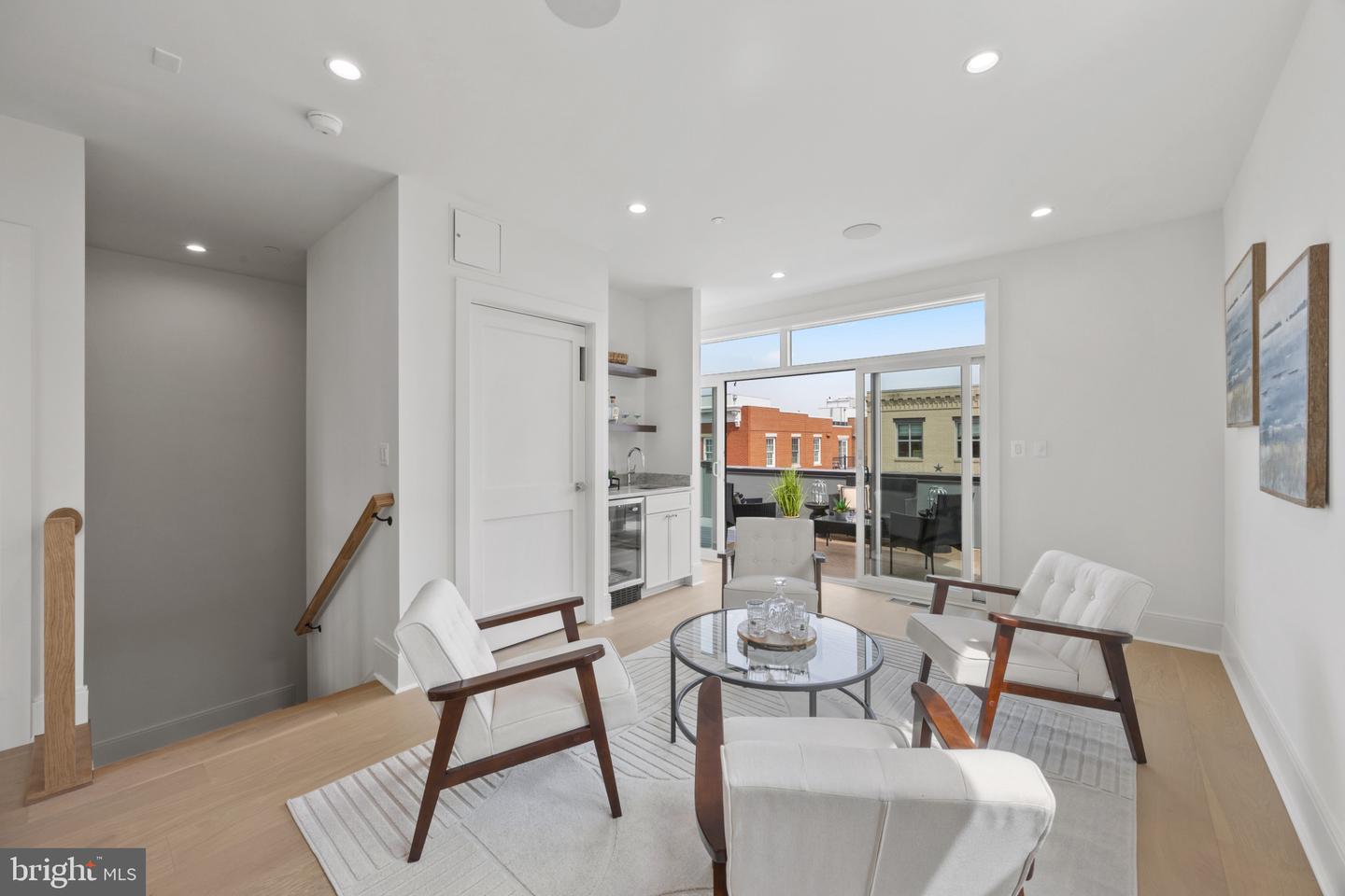 217 S UNION ST, ALEXANDRIA, Virginia 22314, 4 Bedrooms Bedrooms, ,4 BathroomsBathrooms,Residential,For sale,217 S UNION ST,VAAX2037334 MLS # VAAX2037334