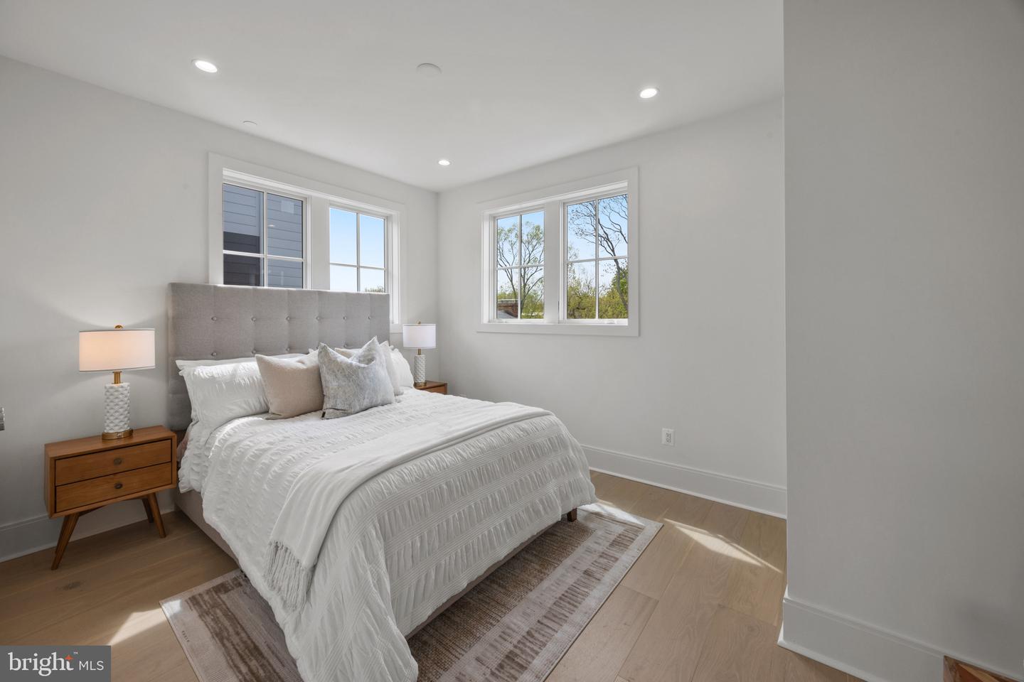 217 S UNION ST, ALEXANDRIA, Virginia 22314, 4 Bedrooms Bedrooms, ,4 BathroomsBathrooms,Residential,For sale,217 S UNION ST,VAAX2037334 MLS # VAAX2037334