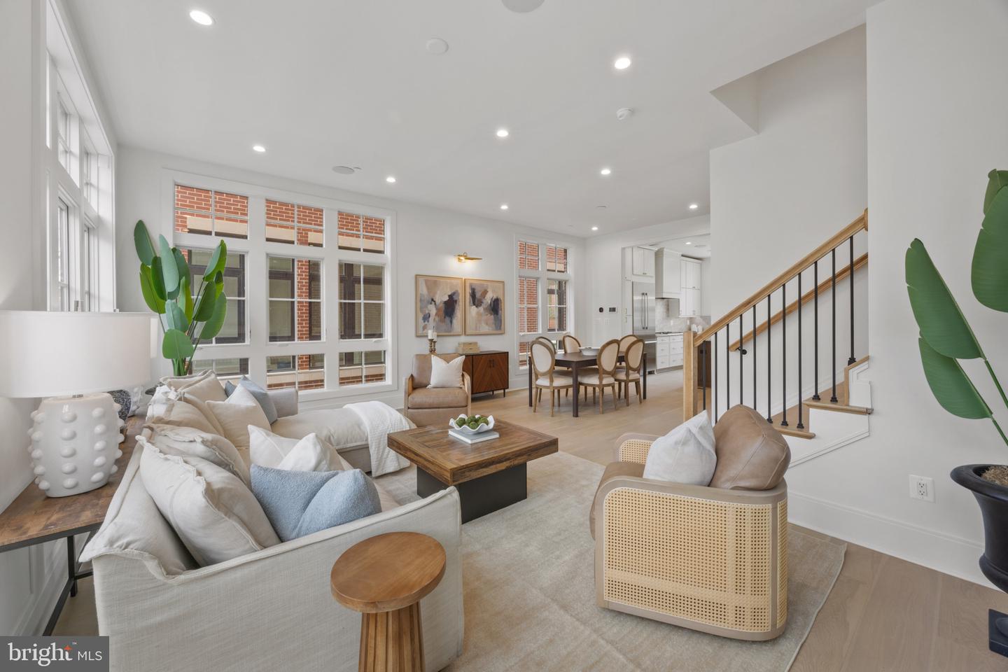 217 S UNION ST, ALEXANDRIA, Virginia 22314, 4 Bedrooms Bedrooms, ,4 BathroomsBathrooms,Residential,For sale,217 S UNION ST,VAAX2037334 MLS # VAAX2037334