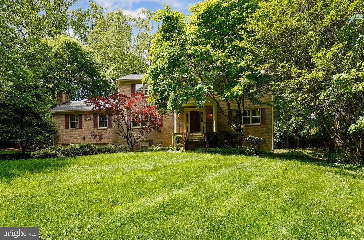 7621 BURFORD DR, MCLEAN, Virginia 22102, 5 Bedrooms Bedrooms, ,3 BathroomsBathrooms,Residential,For sale,7621 BURFORD DR,VAFX2228076 MLS # VAFX2228076