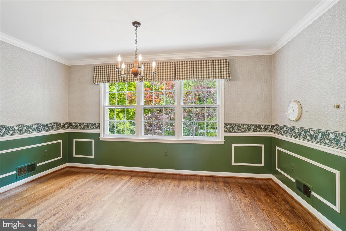 7621 BURFORD DR, MCLEAN, Virginia 22102, 5 Bedrooms Bedrooms, ,3 BathroomsBathrooms,Residential,For sale,7621 BURFORD DR,VAFX2228076 MLS # VAFX2228076