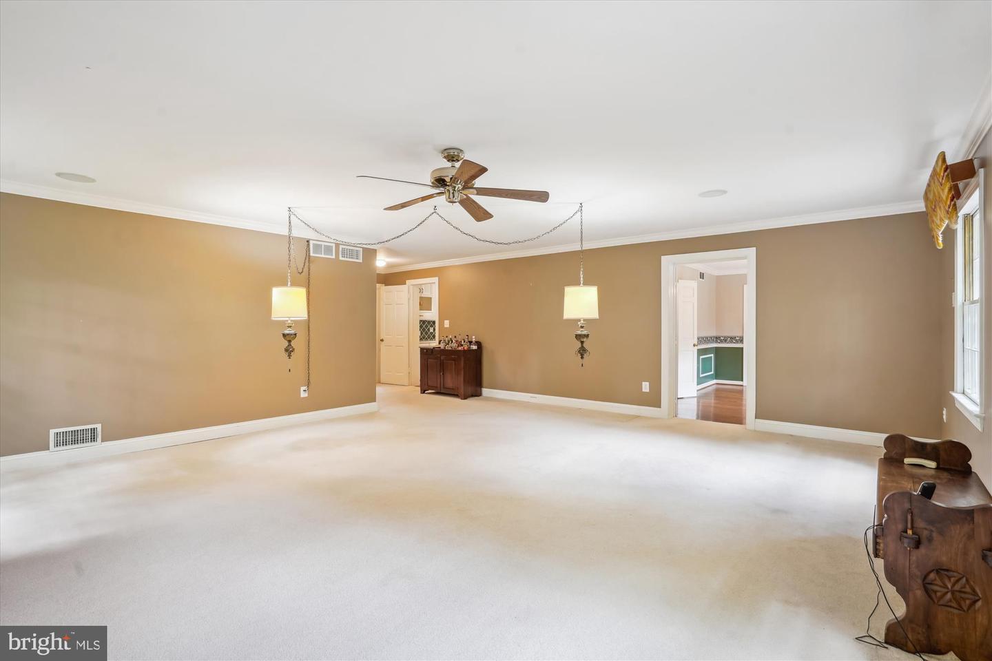 7621 BURFORD DR, MCLEAN, Virginia 22102, 5 Bedrooms Bedrooms, ,3 BathroomsBathrooms,Residential,For sale,7621 BURFORD DR,VAFX2228076 MLS # VAFX2228076