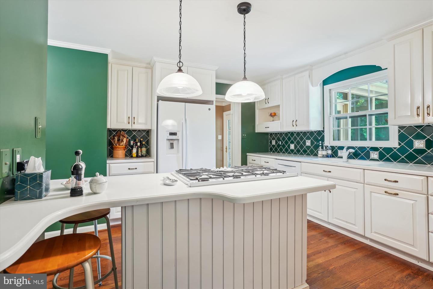 7621 BURFORD DR, MCLEAN, Virginia 22102, 5 Bedrooms Bedrooms, ,3 BathroomsBathrooms,Residential,For sale,7621 BURFORD DR,VAFX2228076 MLS # VAFX2228076
