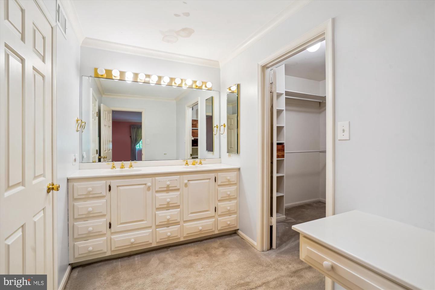 7621 BURFORD DR, MCLEAN, Virginia 22102, 5 Bedrooms Bedrooms, ,3 BathroomsBathrooms,Residential,For sale,7621 BURFORD DR,VAFX2228076 MLS # VAFX2228076