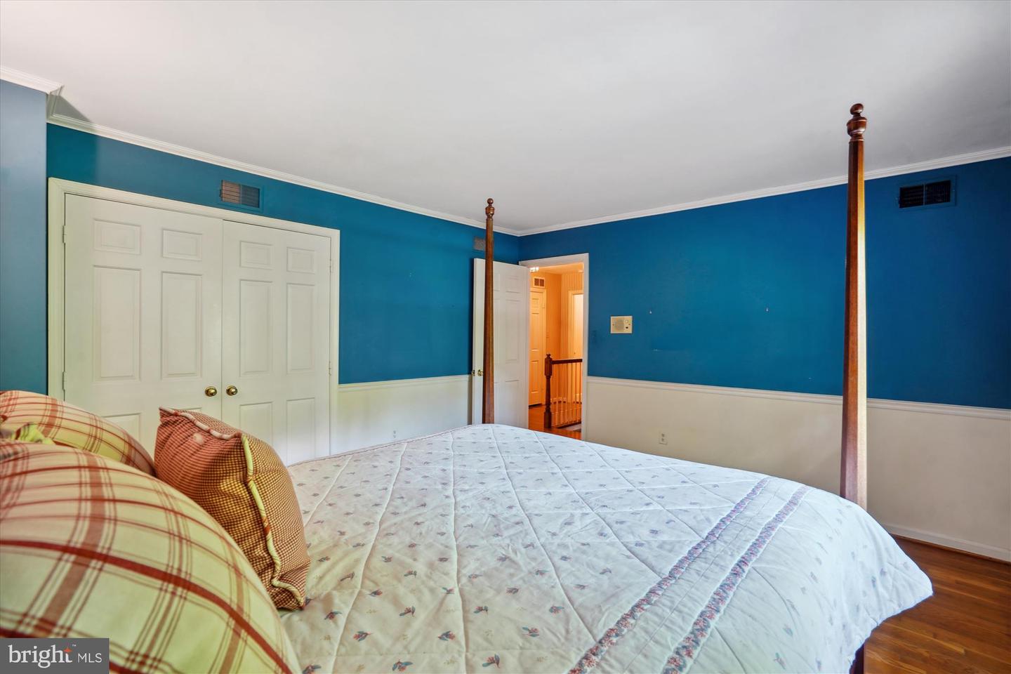 7621 BURFORD DR, MCLEAN, Virginia 22102, 5 Bedrooms Bedrooms, ,3 BathroomsBathrooms,Residential,For sale,7621 BURFORD DR,VAFX2228076 MLS # VAFX2228076