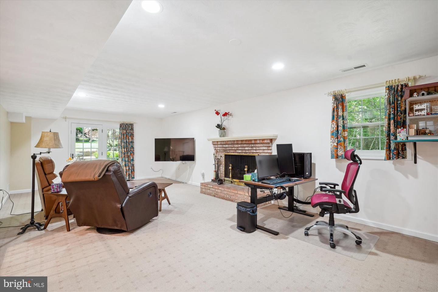 7621 BURFORD DR, MCLEAN, Virginia 22102, 5 Bedrooms Bedrooms, ,3 BathroomsBathrooms,Residential,For sale,7621 BURFORD DR,VAFX2228076 MLS # VAFX2228076
