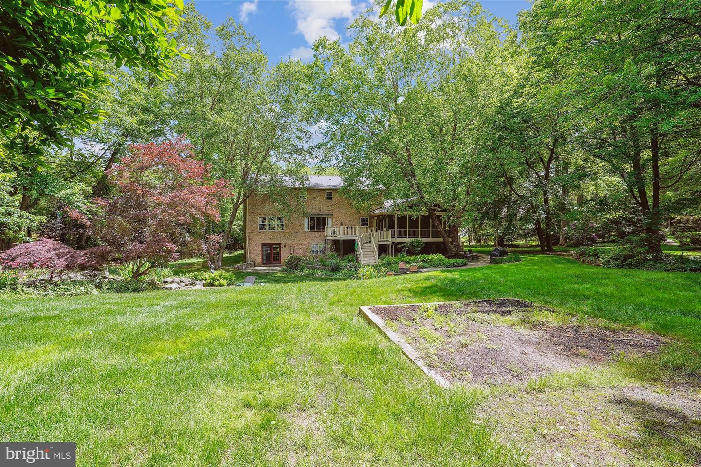 7621 BURFORD DR, MCLEAN, Virginia 22102, 5 Bedrooms Bedrooms, ,3 BathroomsBathrooms,Residential,For sale,7621 BURFORD DR,VAFX2228076 MLS # VAFX2228076