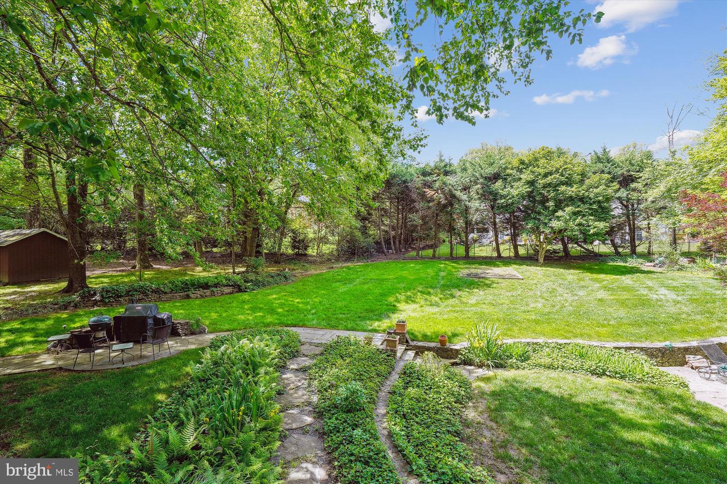 7621 BURFORD DR, MCLEAN, Virginia 22102, 5 Bedrooms Bedrooms, ,3 BathroomsBathrooms,Residential,For sale,7621 BURFORD DR,VAFX2228076 MLS # VAFX2228076