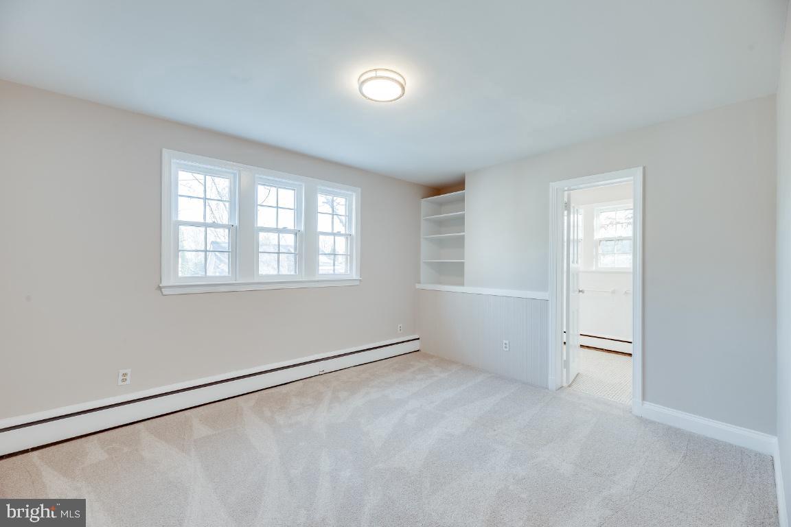 4740 34TH ST N, ARLINGTON, Virginia 22207, 4 Bedrooms Bedrooms, ,3 BathroomsBathrooms,Residential,For sale,4740 34TH ST N,VAAR2054692 MLS # VAAR2054692