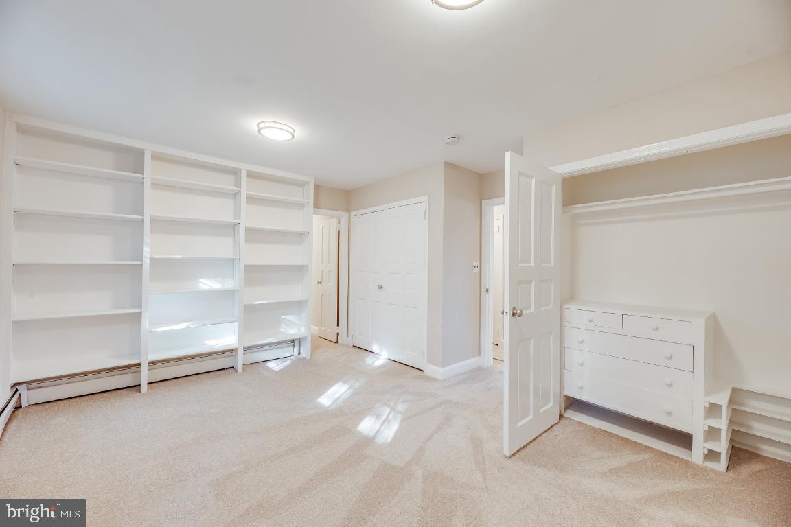 4740 34TH ST N, ARLINGTON, Virginia 22207, 4 Bedrooms Bedrooms, ,3 BathroomsBathrooms,Residential,For sale,4740 34TH ST N,VAAR2054692 MLS # VAAR2054692