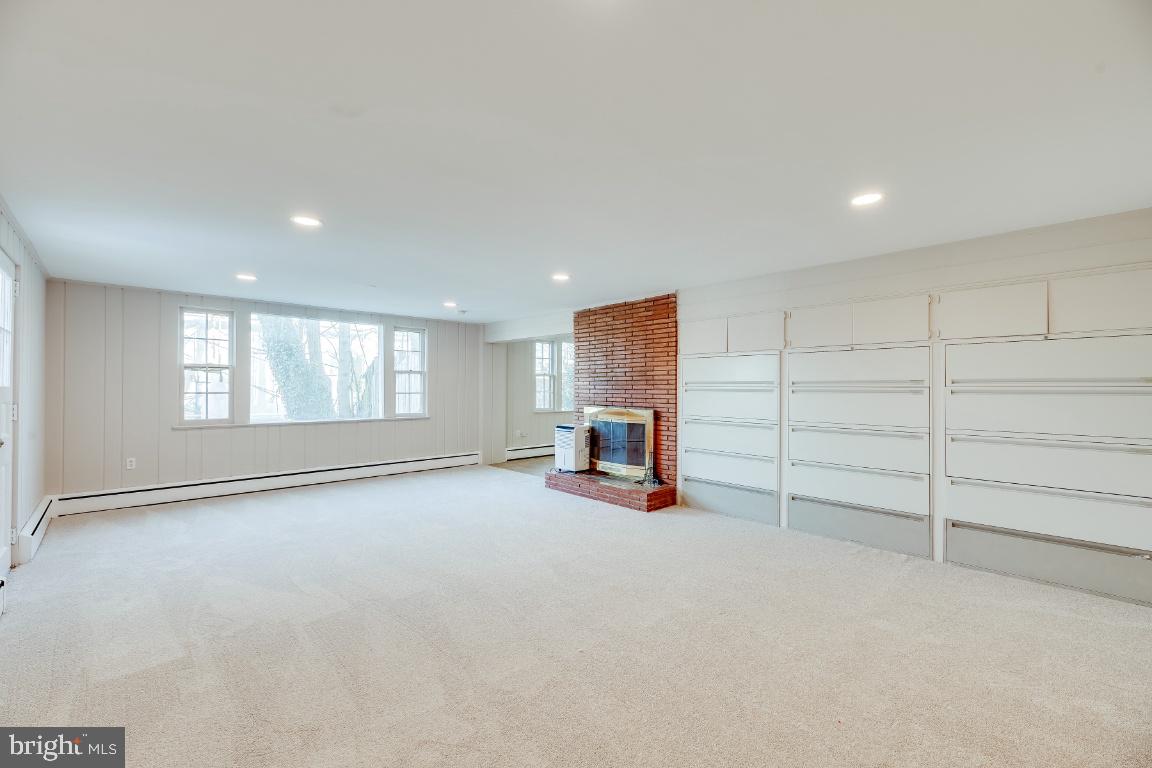 4740 34TH ST N, ARLINGTON, Virginia 22207, 4 Bedrooms Bedrooms, ,3 BathroomsBathrooms,Residential,For sale,4740 34TH ST N,VAAR2054692 MLS # VAAR2054692
