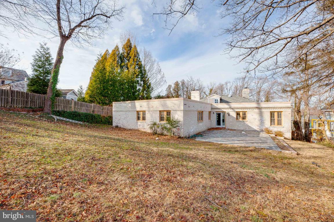 4740 34TH ST N, ARLINGTON, Virginia 22207, 4 Bedrooms Bedrooms, ,3 BathroomsBathrooms,Residential,For sale,4740 34TH ST N,VAAR2054692 MLS # VAAR2054692