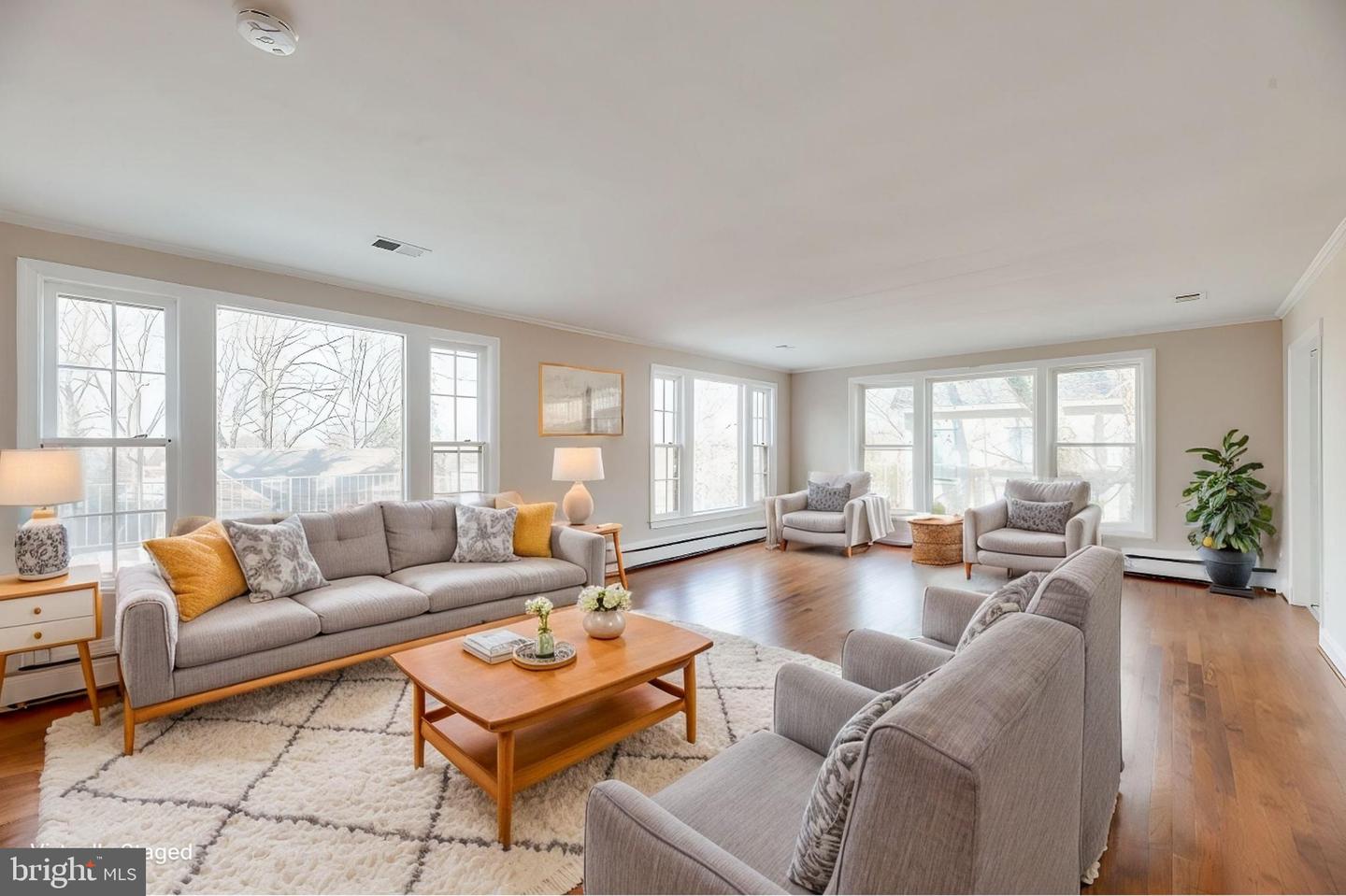 4740 34TH ST N, ARLINGTON, Virginia 22207, 4 Bedrooms Bedrooms, ,3 BathroomsBathrooms,Residential,For sale,4740 34TH ST N,VAAR2054692 MLS # VAAR2054692