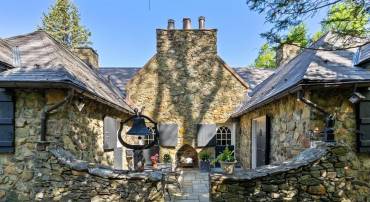 17677 RAVEN ROCKS RD, BLUEMONT, Virginia 20135, 4 Bedrooms Bedrooms, ,2 BathroomsBathrooms,Residential,For sale,17677 RAVEN ROCKS RD,VACL2003518 MLS # VACL2003518