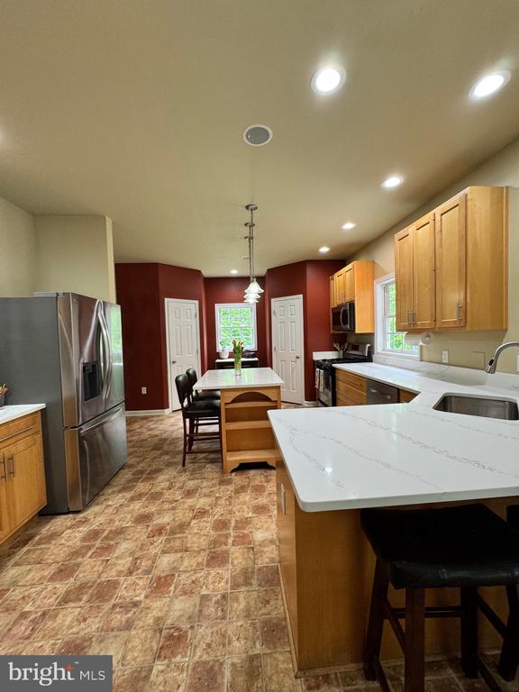 6609 TURKEY RUN DR, FREDERICKSBURG, Virginia 22407, 4 Bedrooms Bedrooms, ,3 BathroomsBathrooms,Residential,6609 TURKEY RUN DR,VASP2033100 MLS # VASP2033100
