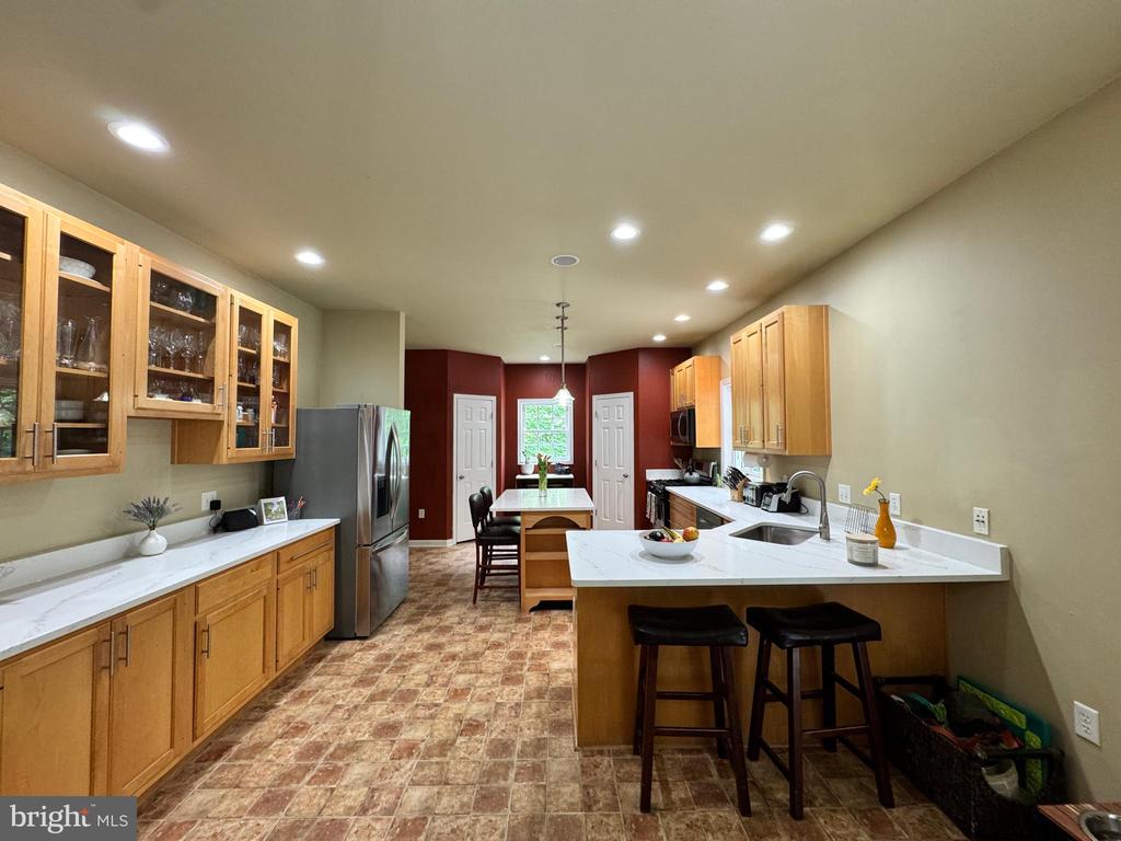 6609 TURKEY RUN DR, FREDERICKSBURG, Virginia 22407, 4 Bedrooms Bedrooms, ,3 BathroomsBathrooms,Residential,6609 TURKEY RUN DR,VASP2033100 MLS # VASP2033100