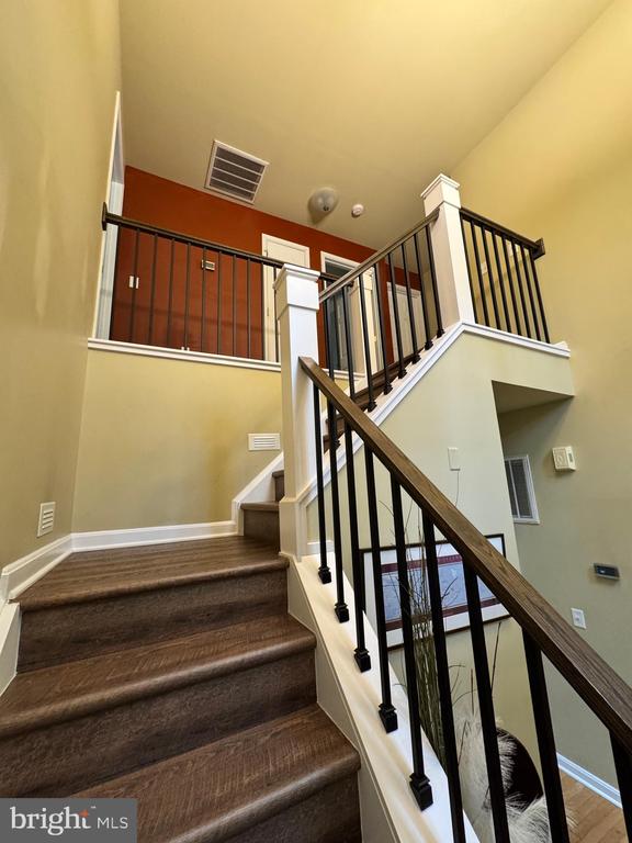 6609 TURKEY RUN DR, FREDERICKSBURG, Virginia 22407, 4 Bedrooms Bedrooms, ,3 BathroomsBathrooms,Residential,6609 TURKEY RUN DR,VASP2033100 MLS # VASP2033100
