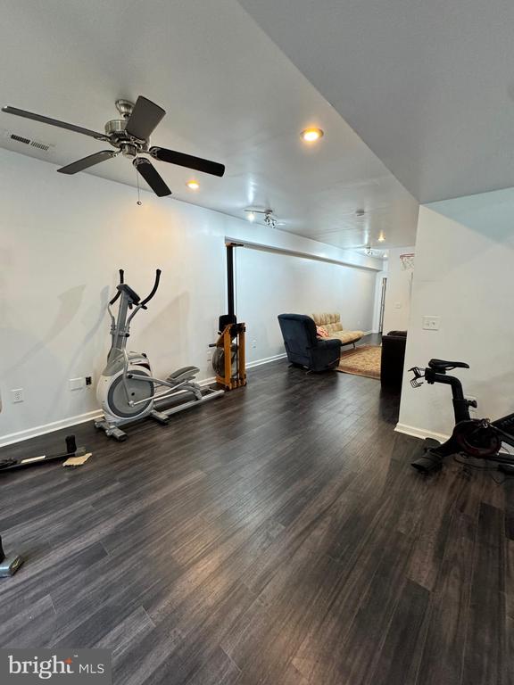 6609 TURKEY RUN DR, FREDERICKSBURG, Virginia 22407, 4 Bedrooms Bedrooms, ,3 BathroomsBathrooms,Residential,6609 TURKEY RUN DR,VASP2033100 MLS # VASP2033100