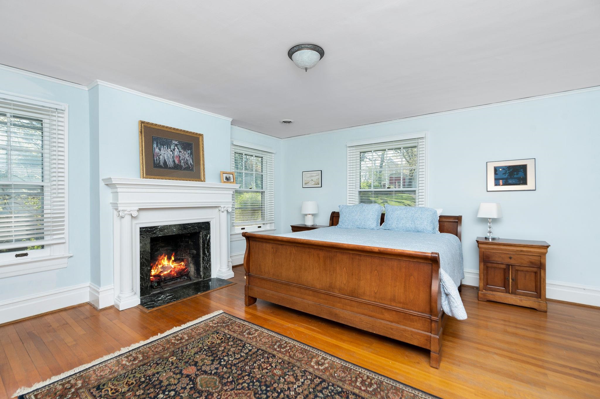 675 E BEVERLEY ST, STAUNTON, Virginia 24401, 4 Bedrooms Bedrooms, ,3 BathroomsBathrooms,Residential,675 E BEVERLEY ST,663500 MLS # 663500