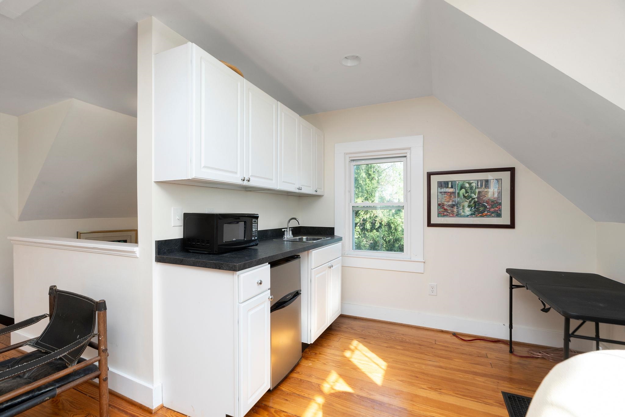 675 E BEVERLEY ST, STAUNTON, Virginia 24401, 4 Bedrooms Bedrooms, ,3 BathroomsBathrooms,Residential,675 E BEVERLEY ST,663500 MLS # 663500