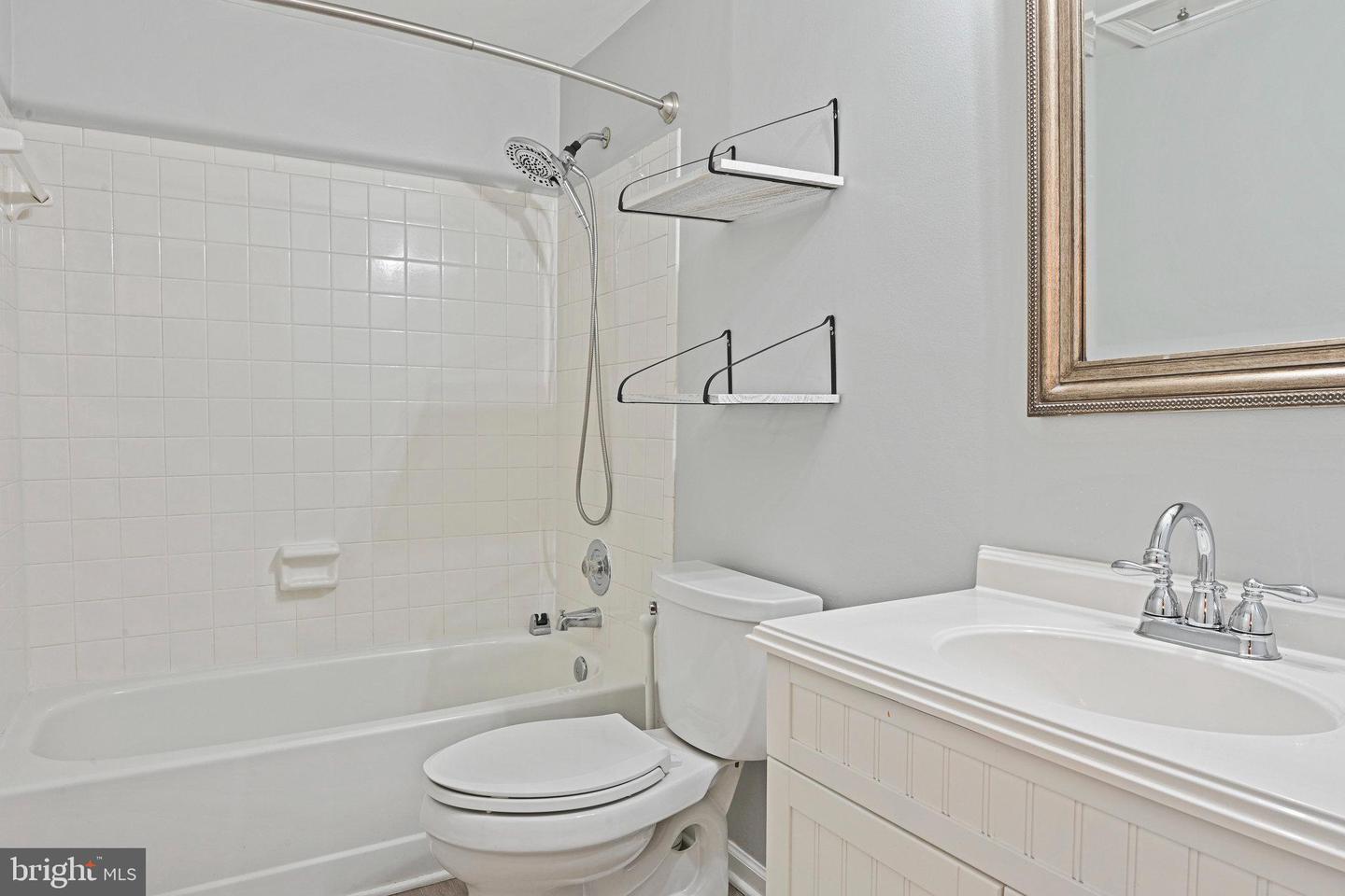 11200 BEAVER TRAIL CT #11200, RESTON, Virginia 20191, 2 Bedrooms Bedrooms, ,2 BathroomsBathrooms,Residential,For sale,11200 BEAVER TRAIL CT #11200,VAFX2231308 MLS # VAFX2231308