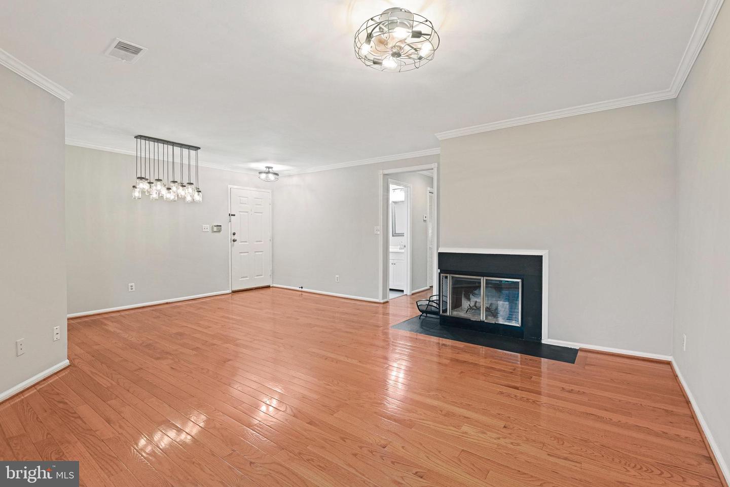 11200 BEAVER TRAIL CT #11200, RESTON, Virginia 20191, 2 Bedrooms Bedrooms, ,2 BathroomsBathrooms,Residential,For sale,11200 BEAVER TRAIL CT #11200,VAFX2231308 MLS # VAFX2231308