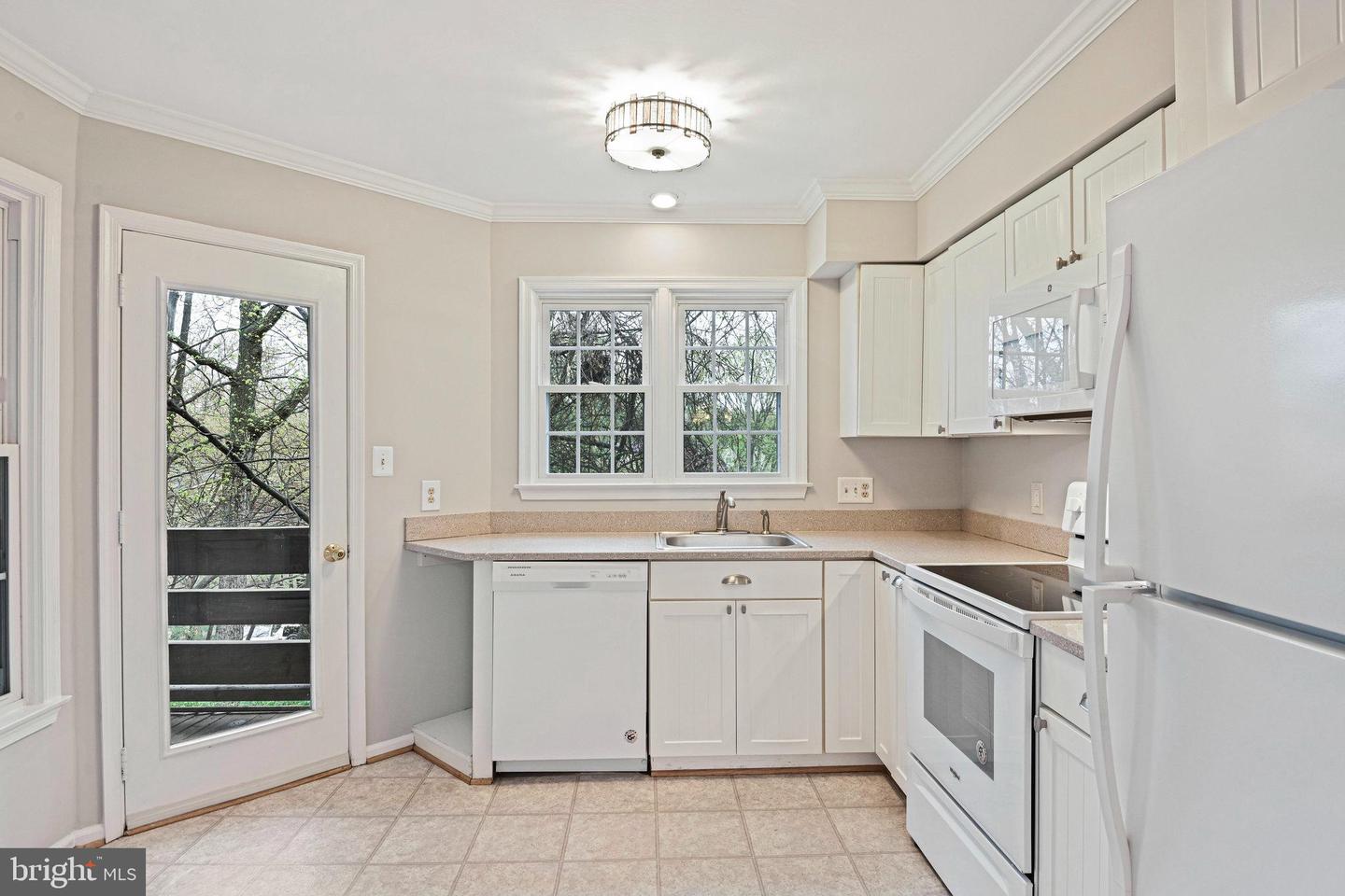 11200 BEAVER TRAIL CT #11200, RESTON, Virginia 20191, 2 Bedrooms Bedrooms, ,2 BathroomsBathrooms,Residential,For sale,11200 BEAVER TRAIL CT #11200,VAFX2231308 MLS # VAFX2231308