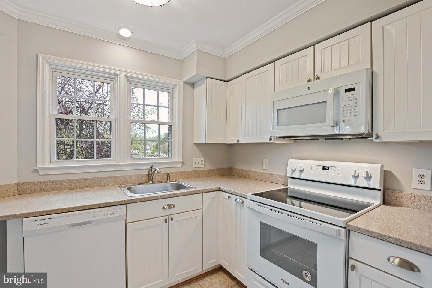 11200 BEAVER TRAIL CT #11200, RESTON, Virginia 20191, 2 Bedrooms Bedrooms, ,2 BathroomsBathrooms,Residential,For sale,11200 BEAVER TRAIL CT #11200,VAFX2231308 MLS # VAFX2231308