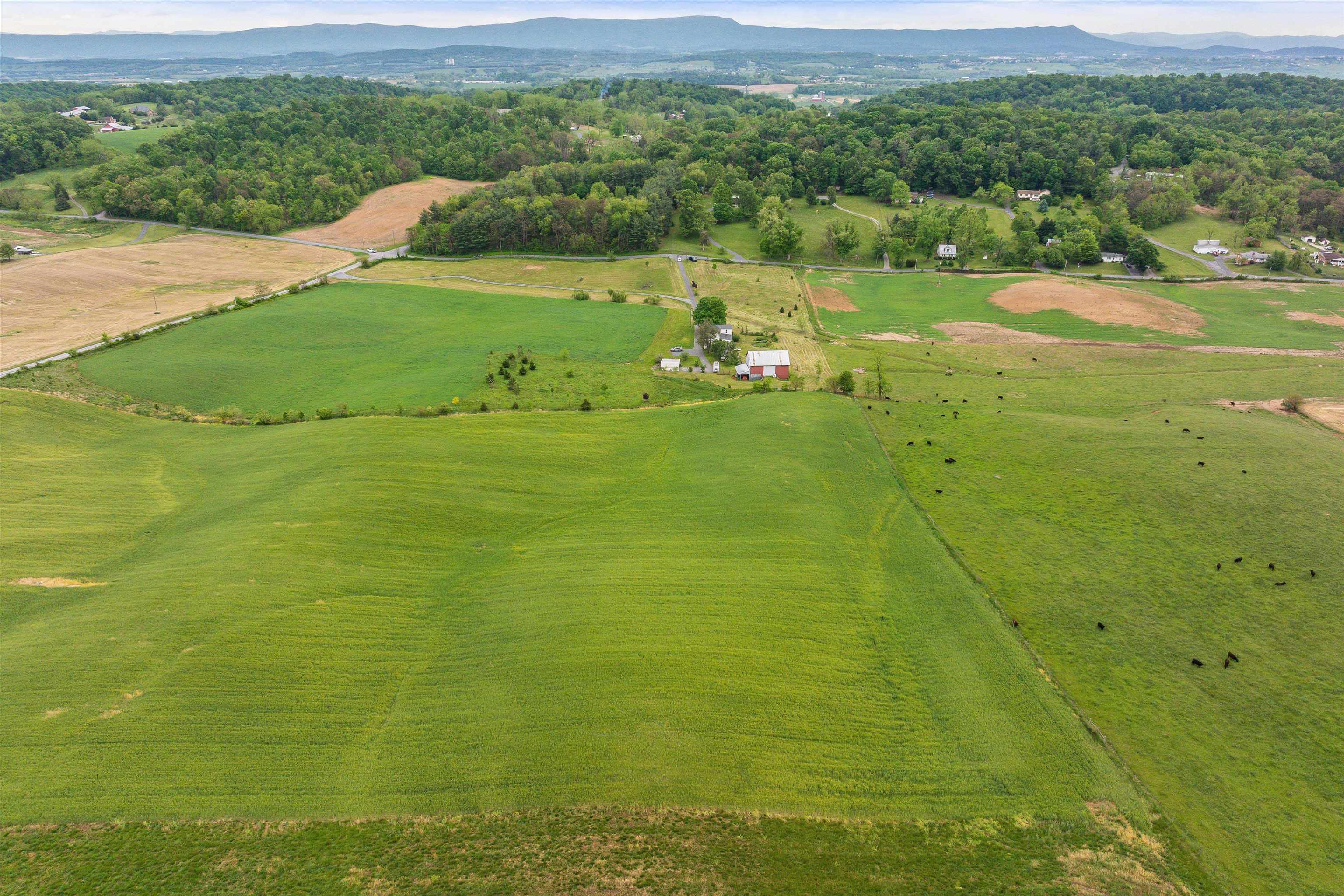 5095 SNAPPS CREEK RD, ROCKINGHAM, Virginia 22802, 4 Bedrooms Bedrooms, ,2 BathroomsBathrooms,Residential,5095 Snapps Creek,5095 SNAPPS CREEK RD,664447 MLS # 664447