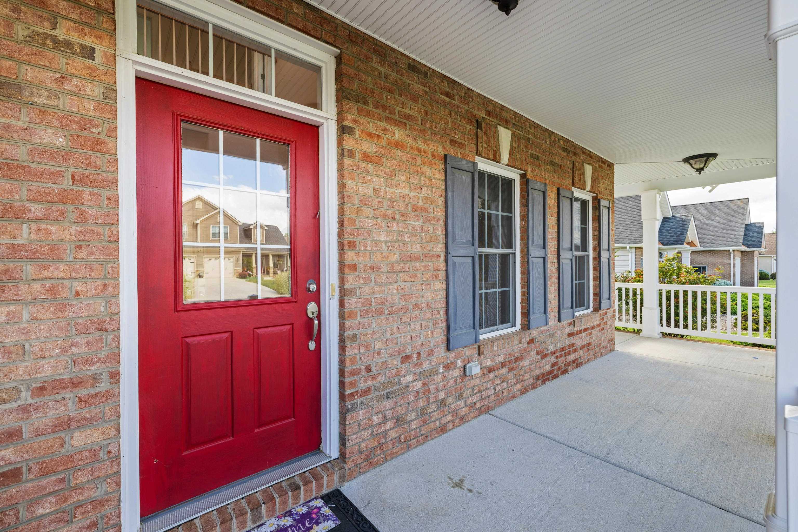 224 KENSINGTON DR, ELKTON, Virginia 22827, 5 Bedrooms Bedrooms, ,4 BathroomsBathrooms,Residential,224 KENSINGTON DR,664460 MLS # 664460