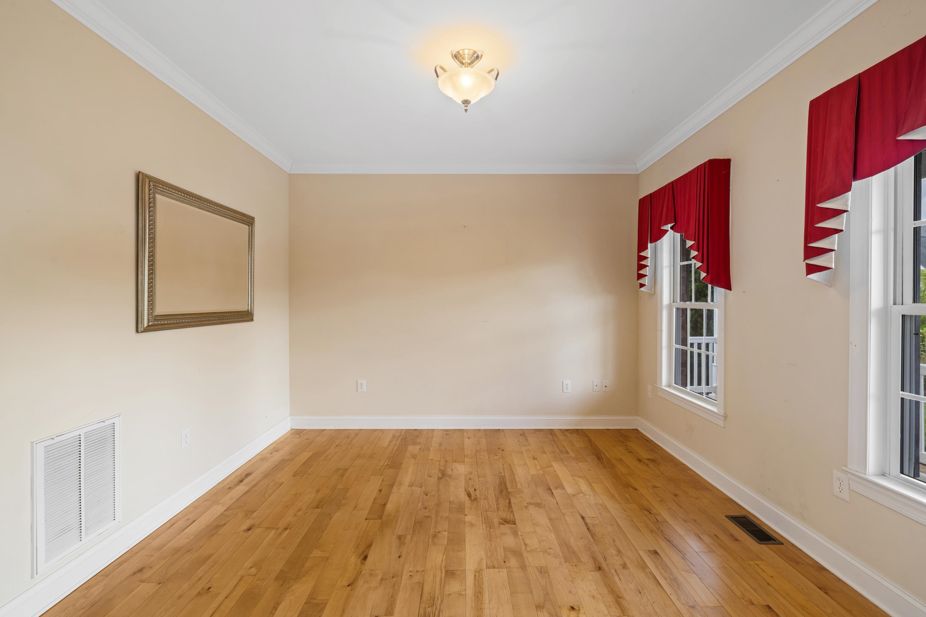 224 KENSINGTON DR, ELKTON, Virginia 22827, 5 Bedrooms Bedrooms, ,4 BathroomsBathrooms,Residential,224 KENSINGTON DR,664460 MLS # 664460