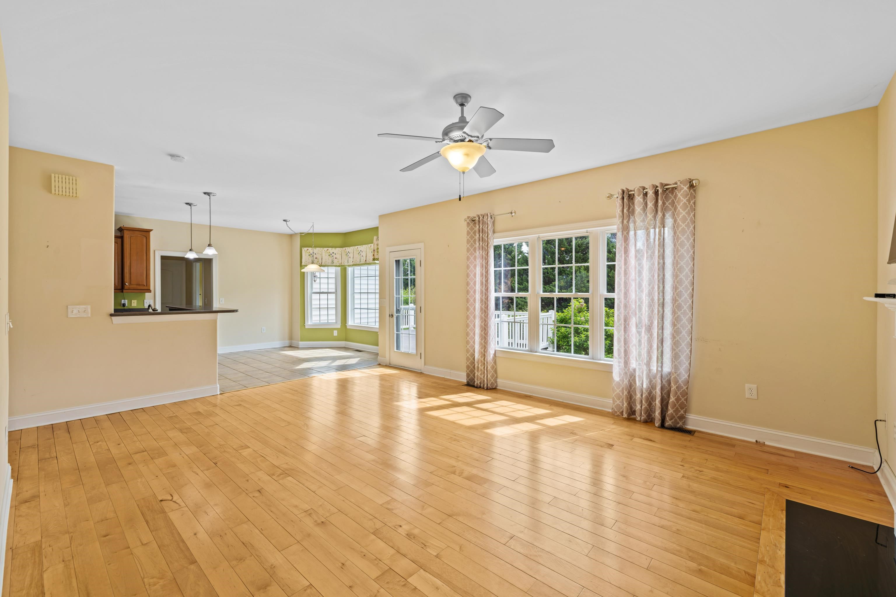 224 KENSINGTON DR, ELKTON, Virginia 22827, 5 Bedrooms Bedrooms, ,4 BathroomsBathrooms,Residential,224 KENSINGTON DR,664460 MLS # 664460