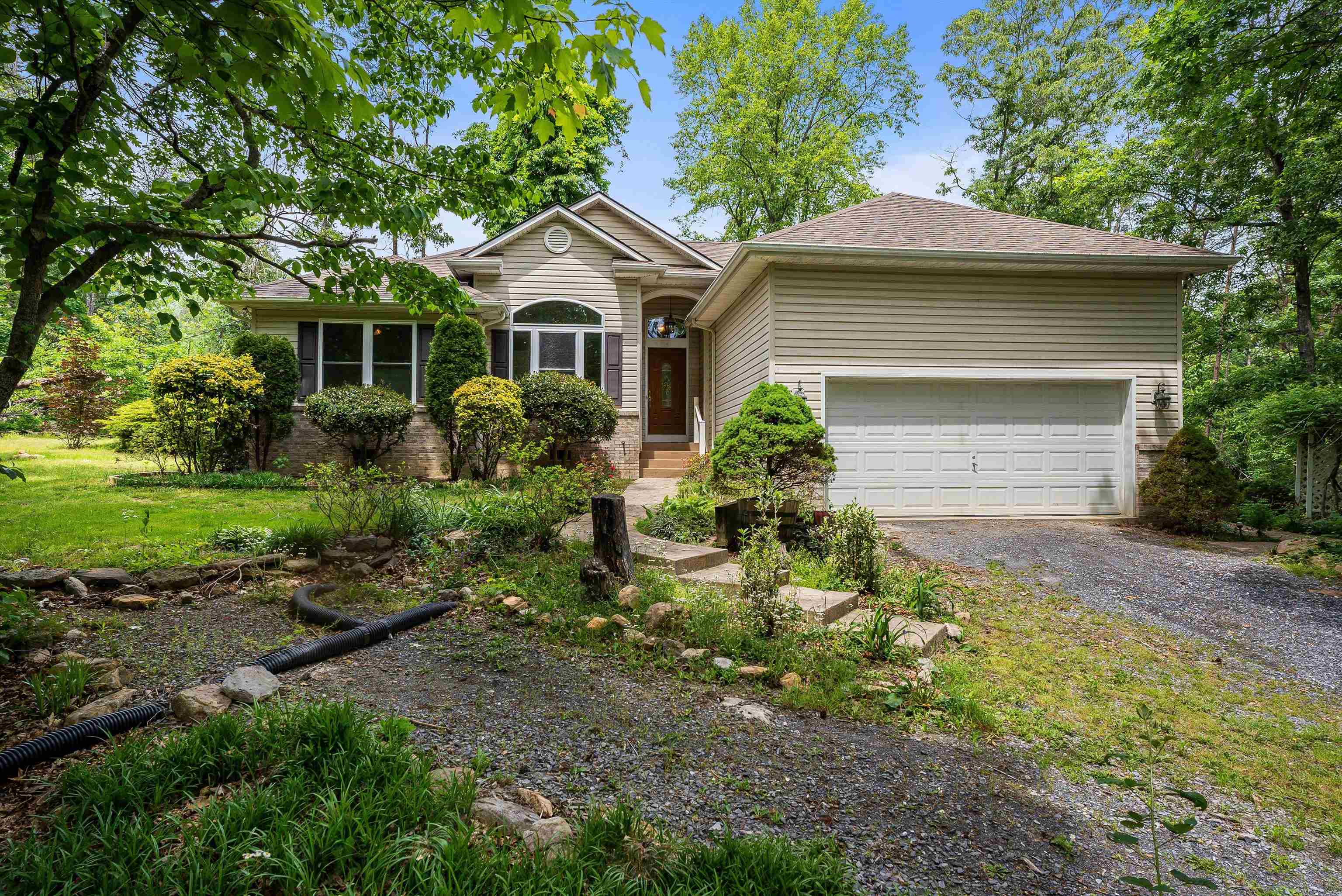 397 WHIPPOORWILL LN, LURAY, Virginia 22835, 3 Bedrooms Bedrooms, ,2 BathroomsBathrooms,Residential,397 WHIPPOORWILL LN,664462 MLS # 664462