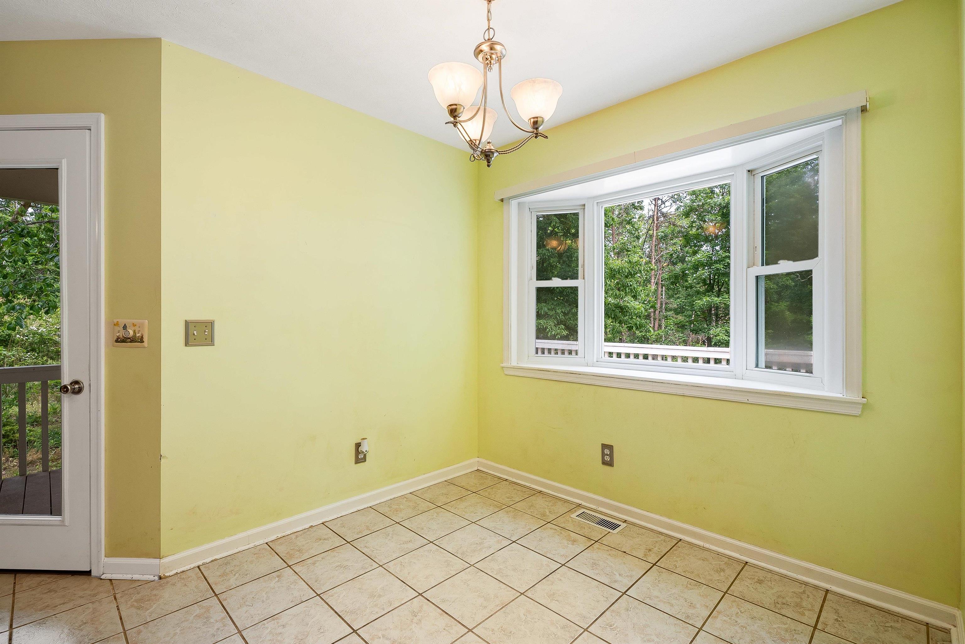 397 WHIPPOORWILL LN, LURAY, Virginia 22835, 3 Bedrooms Bedrooms, ,2 BathroomsBathrooms,Residential,397 WHIPPOORWILL LN,664462 MLS # 664462