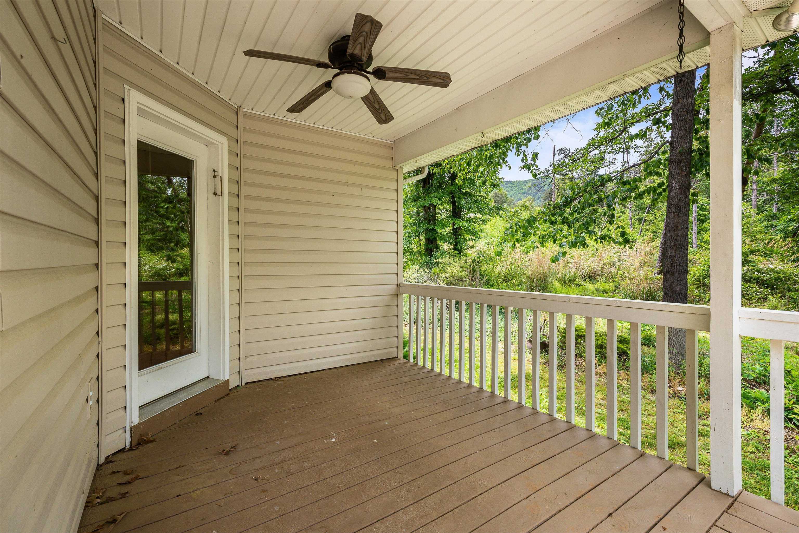 397 WHIPPOORWILL LN, LURAY, Virginia 22835, 3 Bedrooms Bedrooms, ,2 BathroomsBathrooms,Residential,397 WHIPPOORWILL LN,664462 MLS # 664462