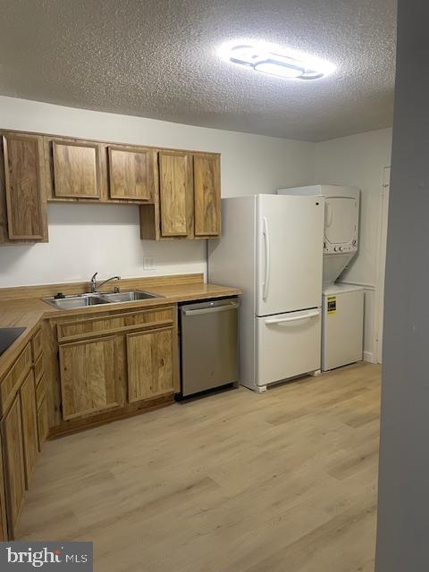 5903 MOUNT EAGLE DR #114, ALEXANDRIA, Virginia 22303, 2 Bedrooms Bedrooms, 6 Rooms Rooms,2 BathroomsBathrooms,Residential,For sale,5903 MOUNT EAGLE DR #114,VAFX2232592 MLS # VAFX2232592