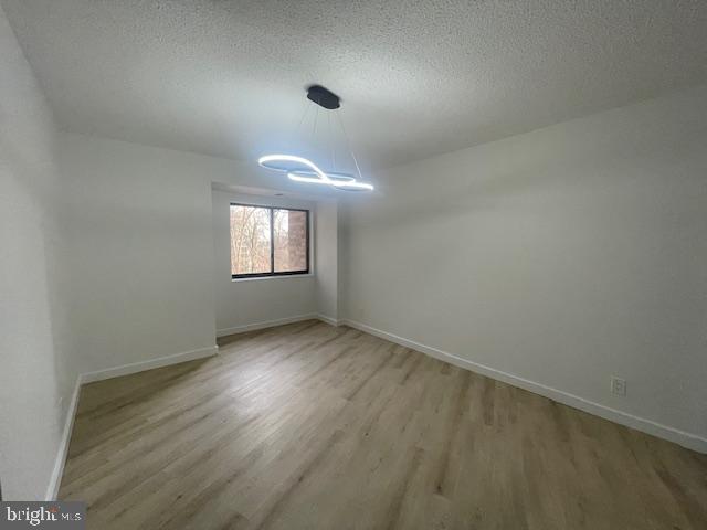 5903 MOUNT EAGLE DR #114, ALEXANDRIA, Virginia 22303, 2 Bedrooms Bedrooms, 6 Rooms Rooms,2 BathroomsBathrooms,Residential,For sale,5903 MOUNT EAGLE DR #114,VAFX2232592 MLS # VAFX2232592