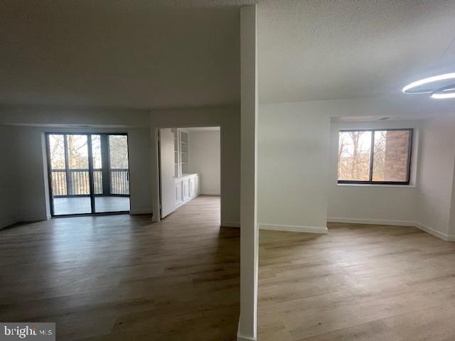 5903 MOUNT EAGLE DR #114, ALEXANDRIA, Virginia 22303, 2 Bedrooms Bedrooms, 6 Rooms Rooms,2 BathroomsBathrooms,Residential,For sale,5903 MOUNT EAGLE DR #114,VAFX2232592 MLS # VAFX2232592