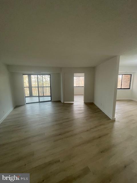 5903 MOUNT EAGLE DR #114, ALEXANDRIA, Virginia 22303, 2 Bedrooms Bedrooms, 6 Rooms Rooms,2 BathroomsBathrooms,Residential,For sale,5903 MOUNT EAGLE DR #114,VAFX2232592 MLS # VAFX2232592