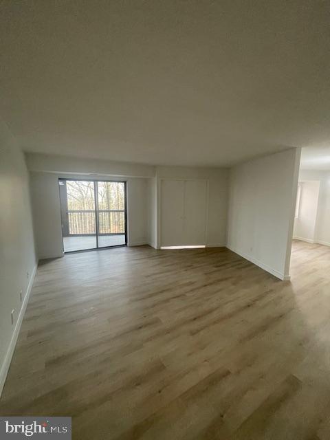 5903 MOUNT EAGLE DR #114, ALEXANDRIA, Virginia 22303, 2 Bedrooms Bedrooms, 6 Rooms Rooms,2 BathroomsBathrooms,Residential,For sale,5903 MOUNT EAGLE DR #114,VAFX2232592 MLS # VAFX2232592