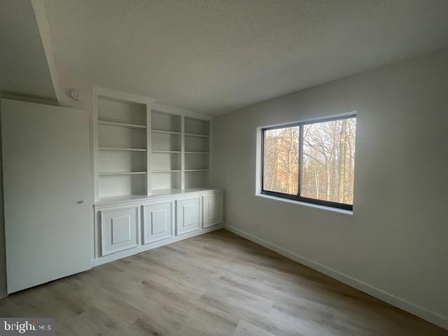 5903 MOUNT EAGLE DR #114, ALEXANDRIA, Virginia 22303, 2 Bedrooms Bedrooms, 6 Rooms Rooms,2 BathroomsBathrooms,Residential,For sale,5903 MOUNT EAGLE DR #114,VAFX2232592 MLS # VAFX2232592