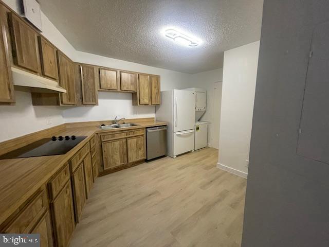 5903 MOUNT EAGLE DR #114, ALEXANDRIA, Virginia 22303, 2 Bedrooms Bedrooms, 6 Rooms Rooms,2 BathroomsBathrooms,Residential,For sale,5903 MOUNT EAGLE DR #114,VAFX2232592 MLS # VAFX2232592