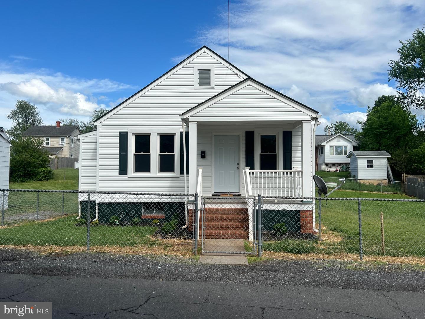 621 NEW AVE, FRONT ROYAL, Virginia 22630, 3 Bedrooms Bedrooms, ,1 BathroomBathrooms,Residential,For sale,621 NEW AVE,VAWR2010852 MLS # VAWR2010852