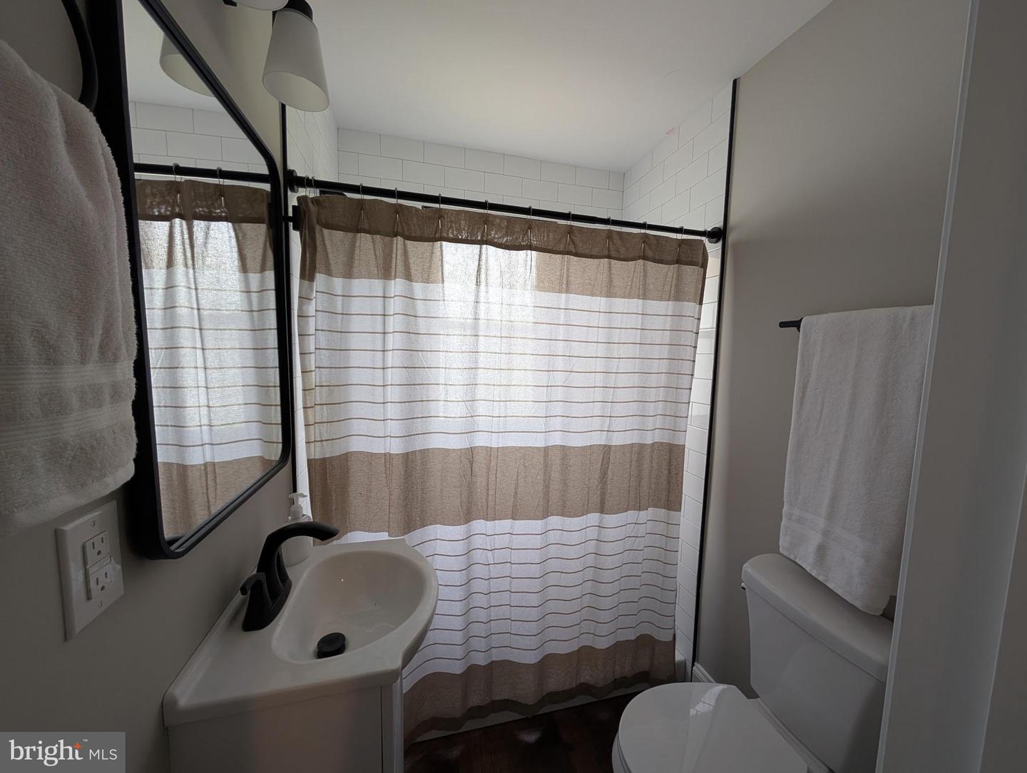 621 NEW AVE, FRONT ROYAL, Virginia 22630, 3 Bedrooms Bedrooms, ,1 BathroomBathrooms,Residential,For sale,621 NEW AVE,VAWR2010852 MLS # VAWR2010852
