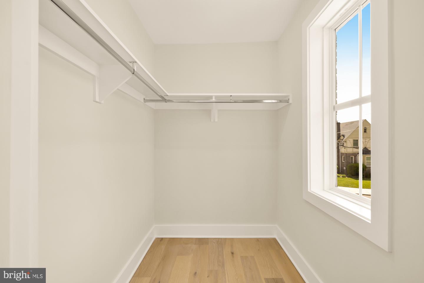 7703 12TH ST NW, WASHINGTON, District Of Columbia 20012, 5 Bedrooms Bedrooms, ,4 BathroomsBathrooms,Residential,For sale,7703 12TH ST NW,DCDC2195424 MLS # DCDC2195424